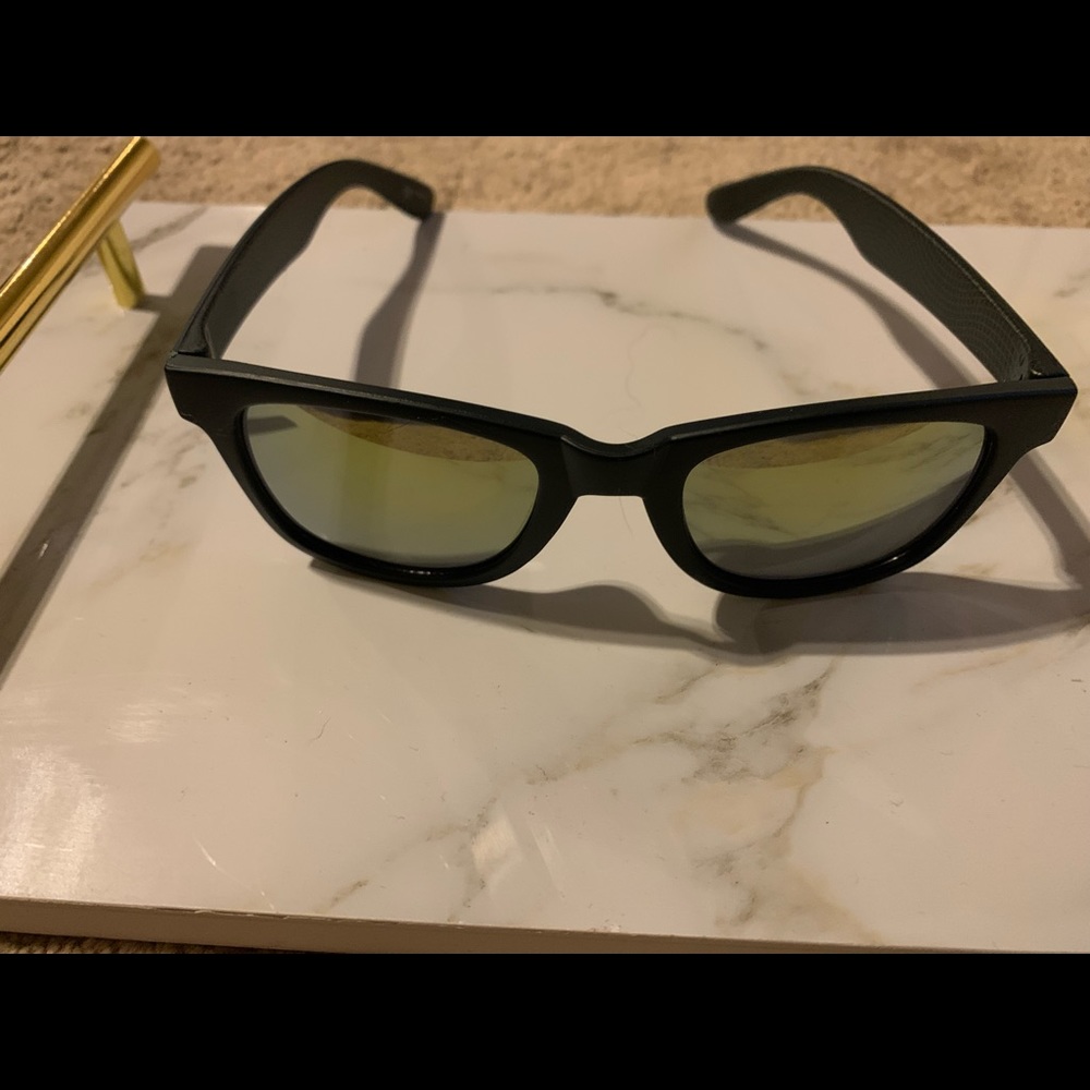 Lululemon sunglasses